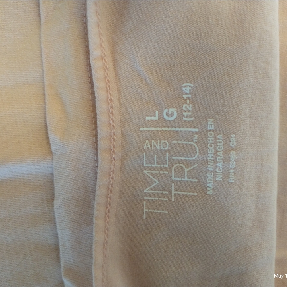 🌺TIME AND TRU STRAPLESS CAMI - Picture 6 of 7